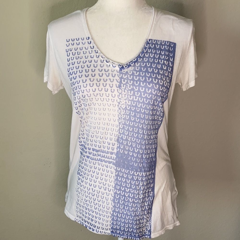 True Religion Soft White V Neck Tee Shirt Small